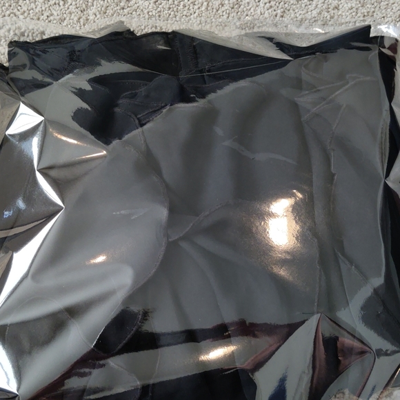 Very Sexy 100% Silk Skirt - Picture 6 of 6